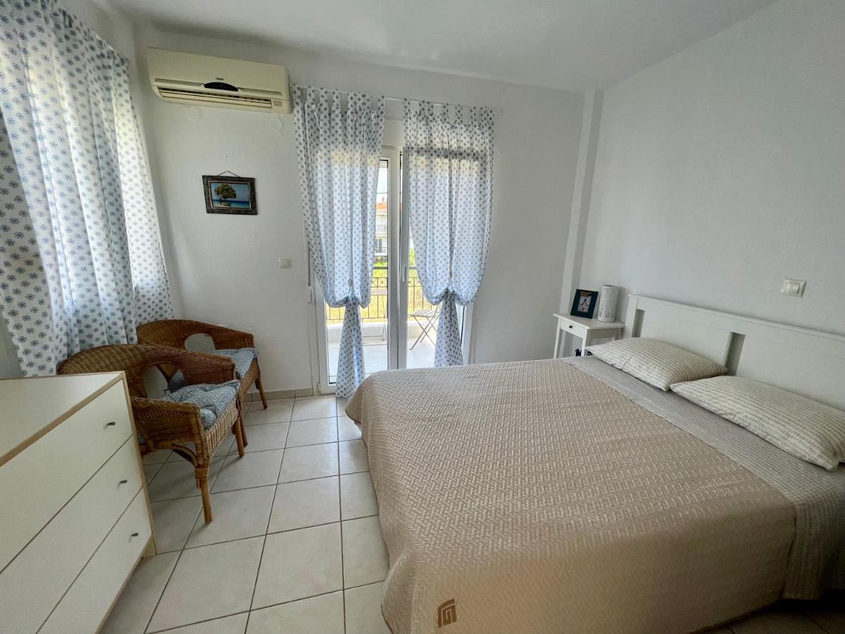 Villa Victoria Hanioti Exteriör bild